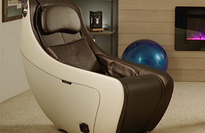 CirC massage chair in family room